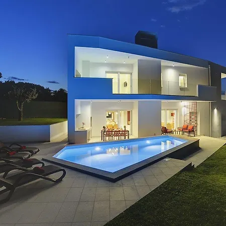 Holiday home Valery Stinjan
